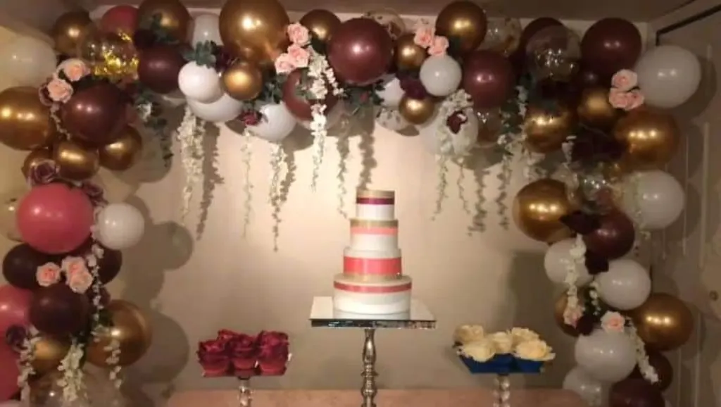 Sur Pinterest Balloon garland