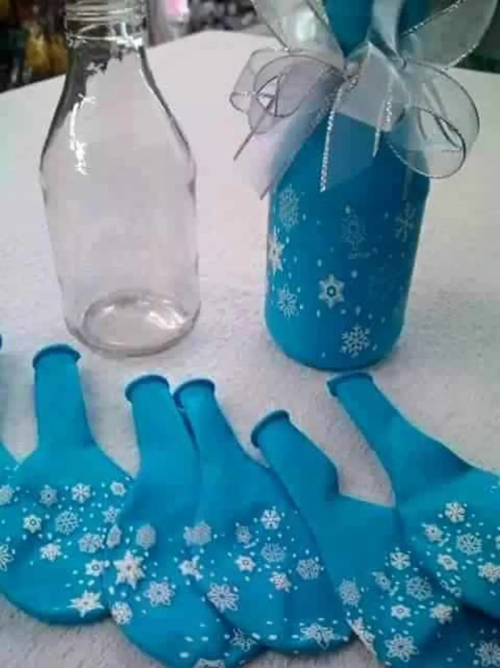 Sur Pinterest Bouteilles décorées avec des ballons
