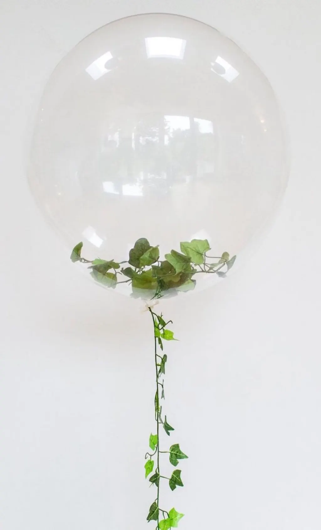 Sur Pinterest Les ballons transparents remplis de confettis font sensation en