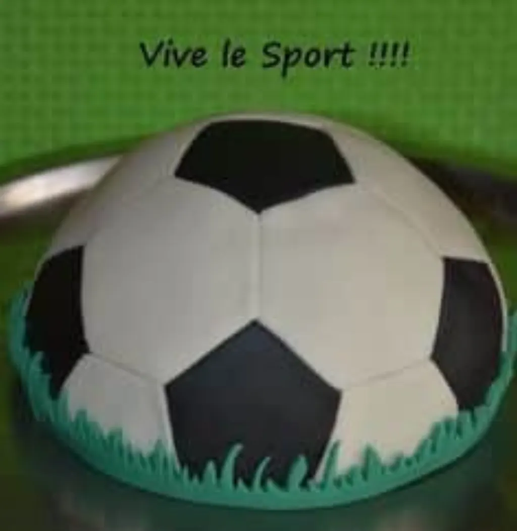 Sur Pinterest gâteau ballon de foot