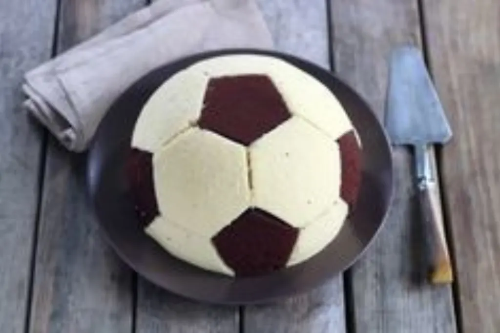 Sur Pinterest Gâteau ballon de foot