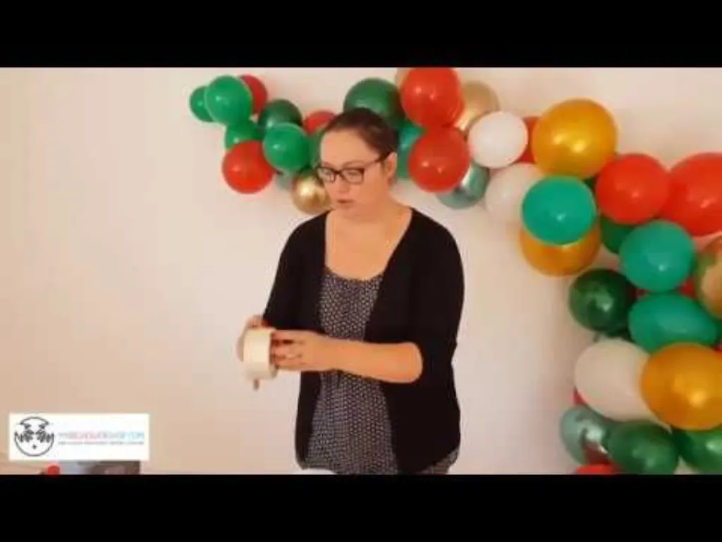 Sur Pinterest Comment réaliser une guirlande / arche de ballons organiques [tuto de
