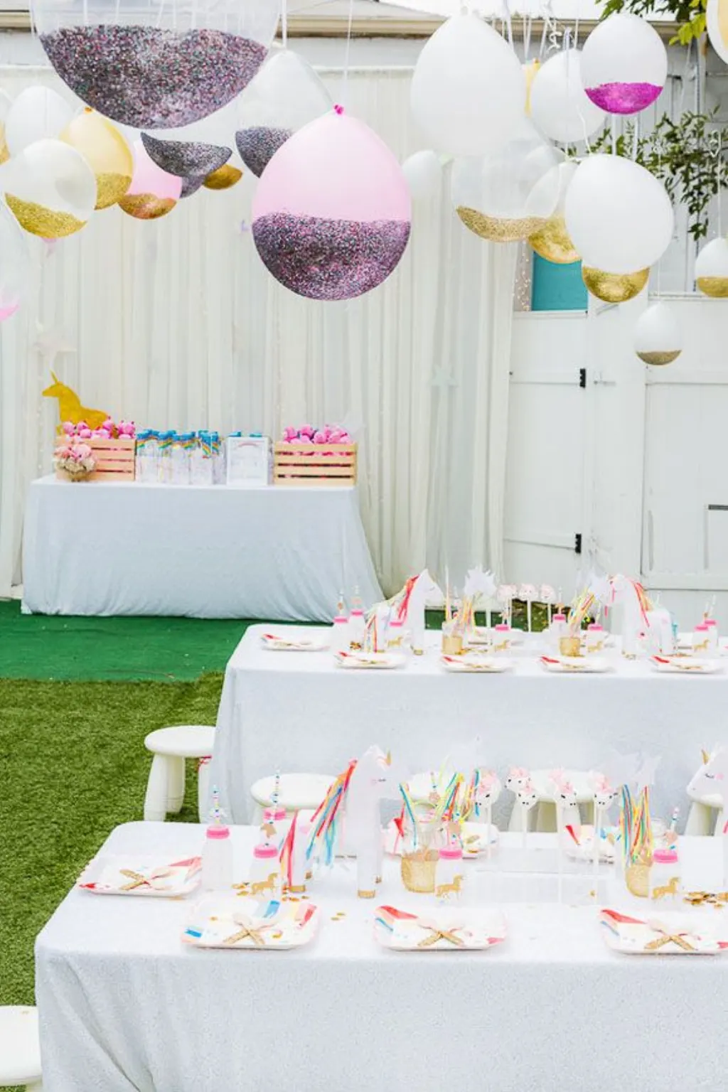 Sur Pinterest Un premier anniversaire thème licorne