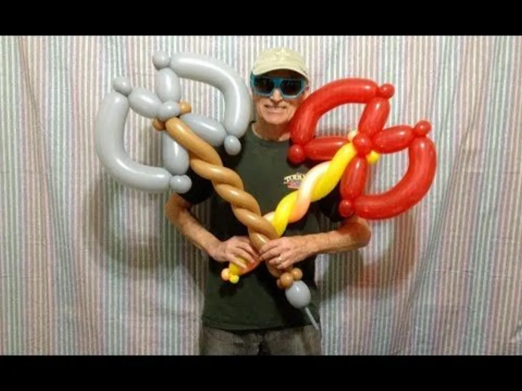 Sur Pinterest Big Balloon Battle Axe (Tutorial)