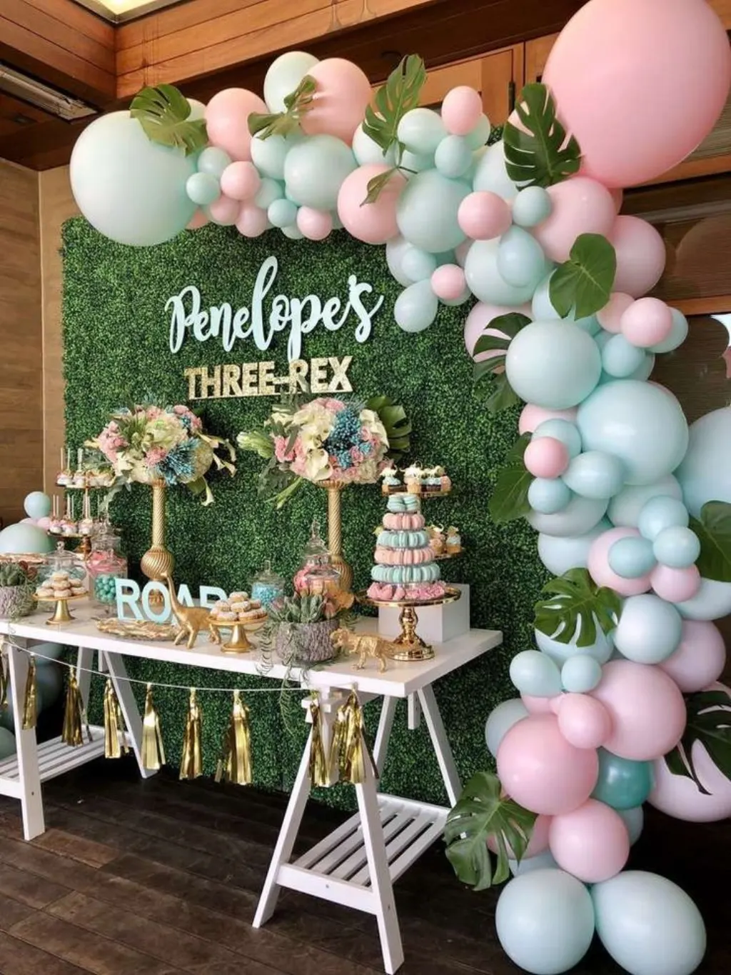 Sur Pinterest Dinosaur Birthday Party Ideas | Photo 2 of 14 | Catch My Party
