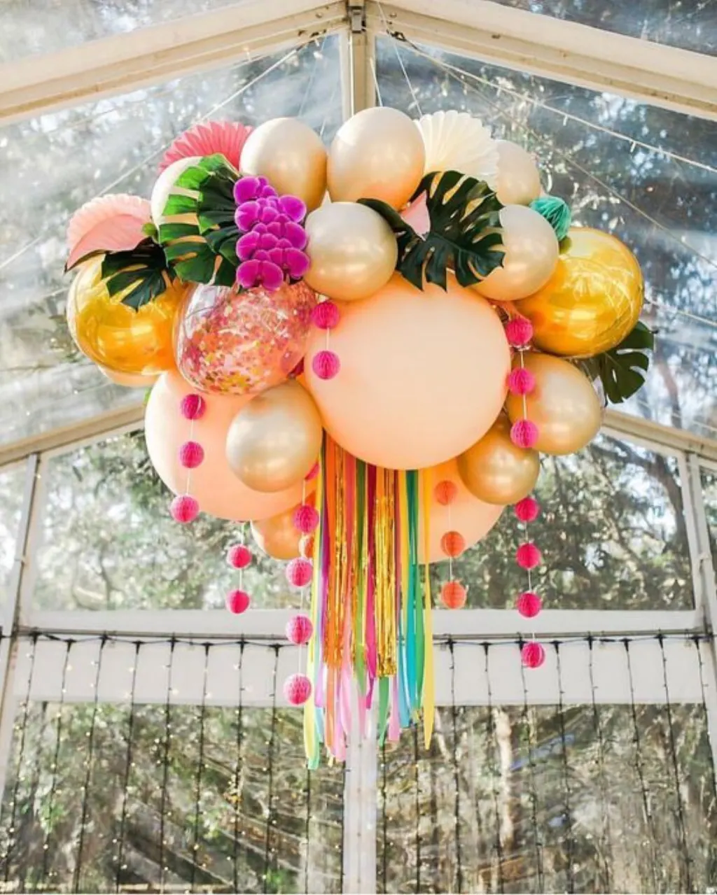 Sur Pinterest 29 CREATIVE FUN WAYS TO INCORPORATE BALLOONS INTO YOUR BIG DAY