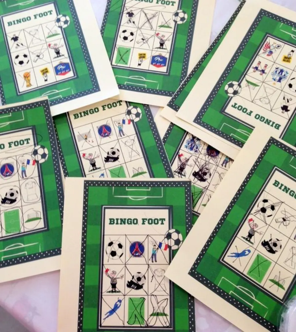 Sur Pinterest L’anniversaire 1000.000000oot de Nathan sur le thème du football