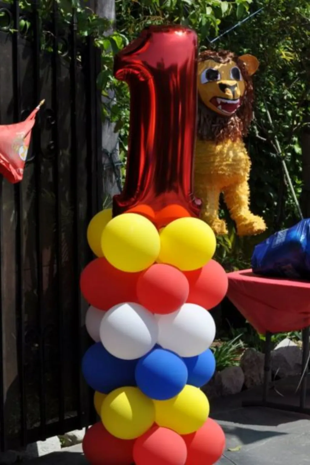 Sur Pinterest Photo 11 of 19: Circus /Carnival Party / Birthday « Xavier's 1st