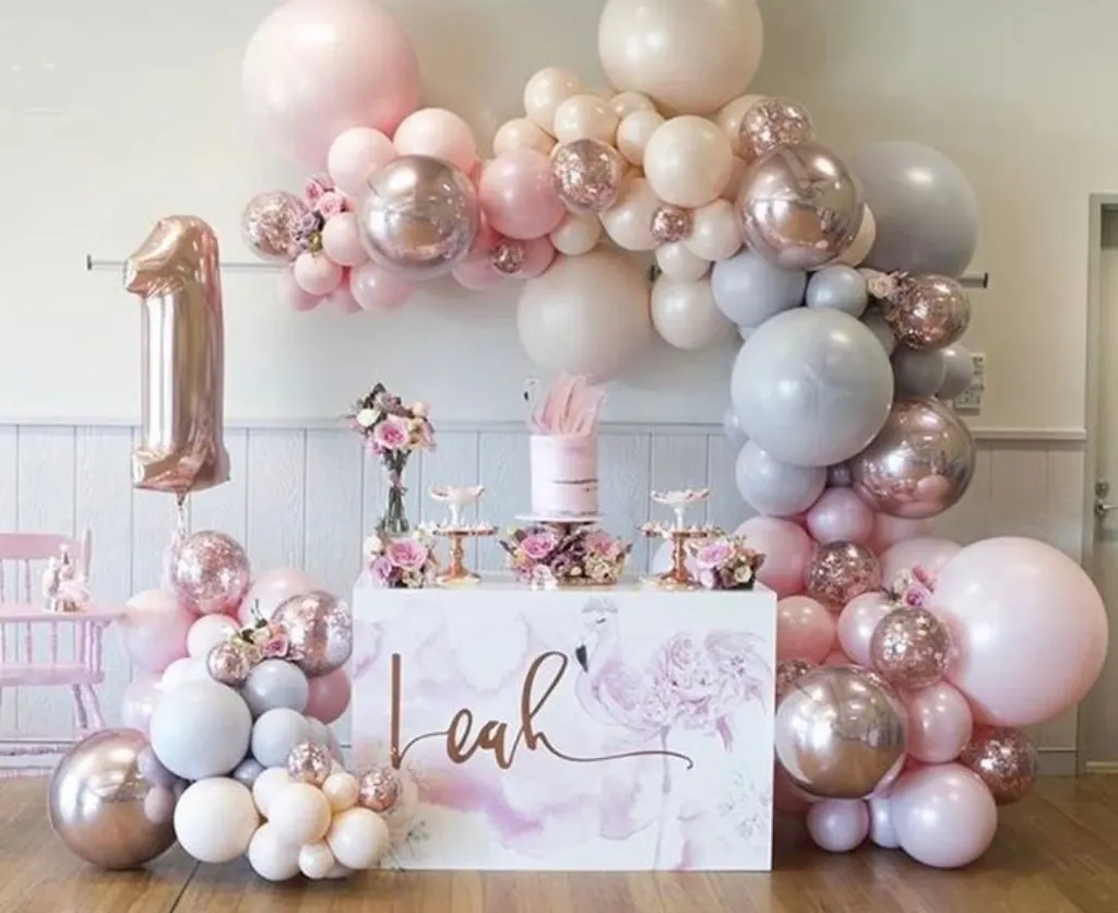 Sur Pinterest Pink Balloon Garland Decor for 1st Birthday Party