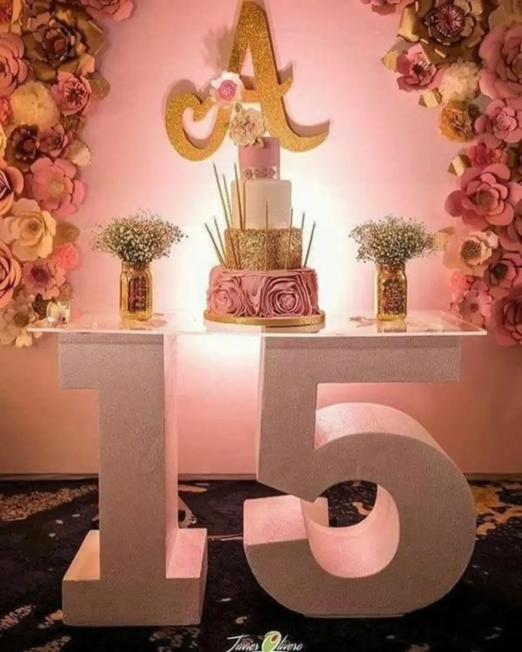 Sur Pinterest Salón de Eventos en Comas para celebraciones Sociales y Empresariales.