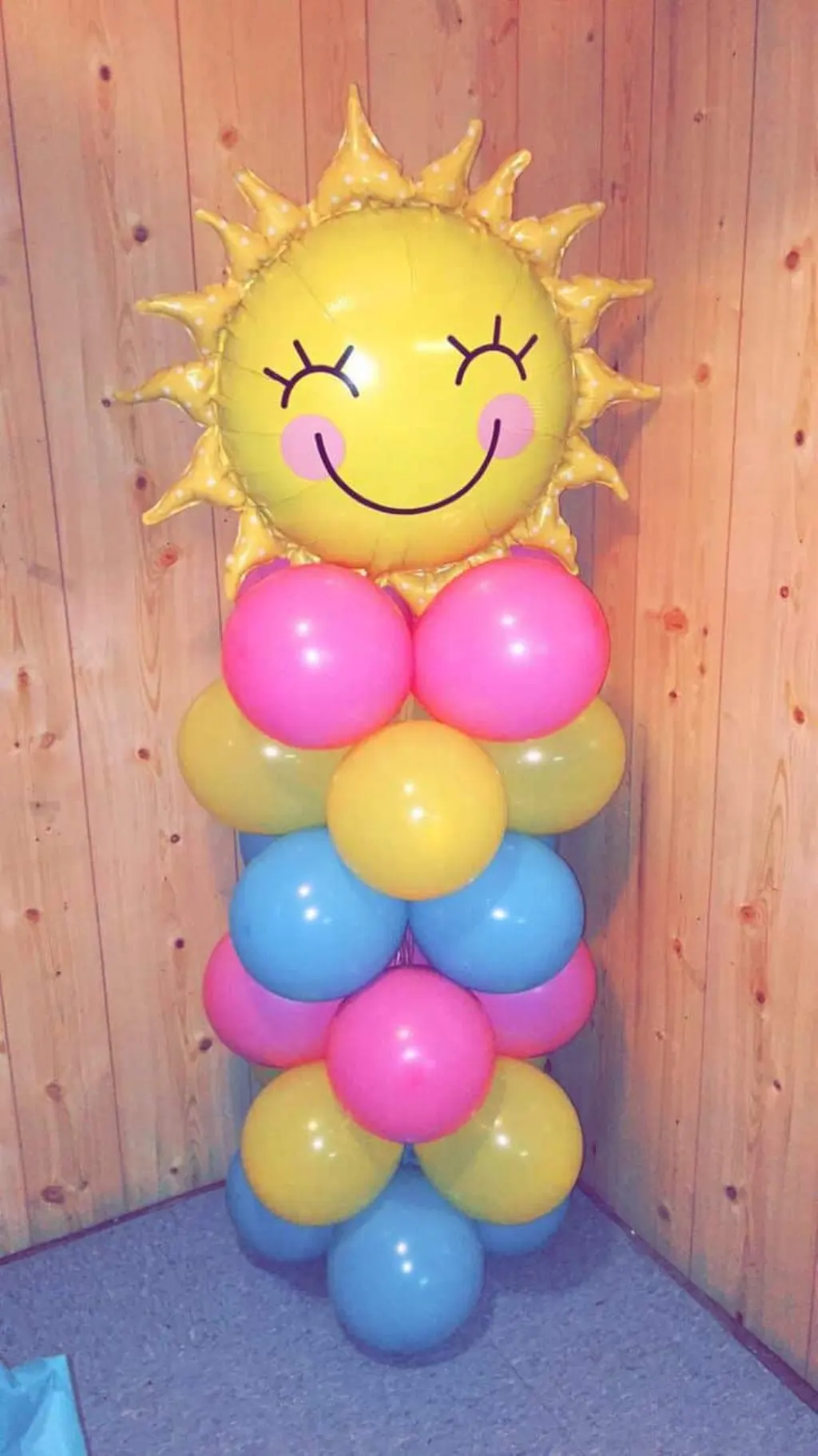 Sur Pinterest My Sunshine ballon columns were a cute addition to our little sunshine