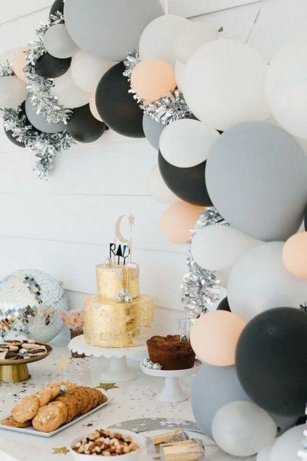 Sur Pinterest Balloon Garland DIY Kit Posh Glam Theme