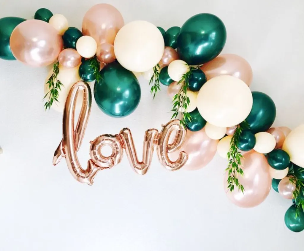 Sur Pinterest Balloon Garlands, DIY Balloon Garland, Blush Rose Gold Forest Green,
