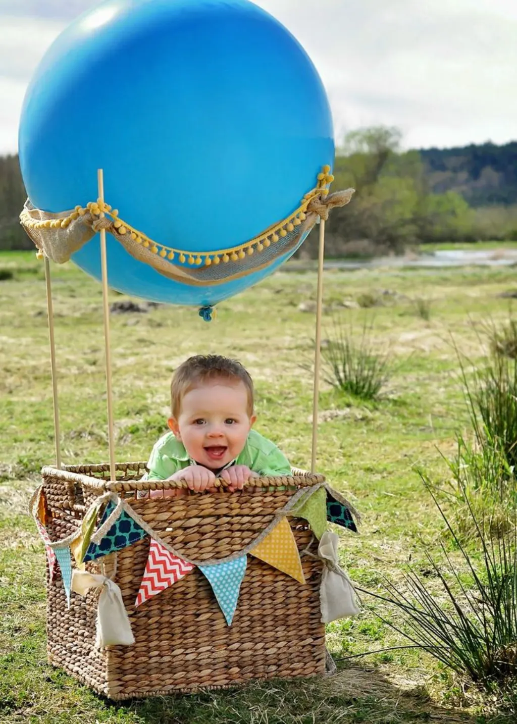 Sur Pinterest PjKirkwood Photography: Up, up and away! ~First birthday shoot