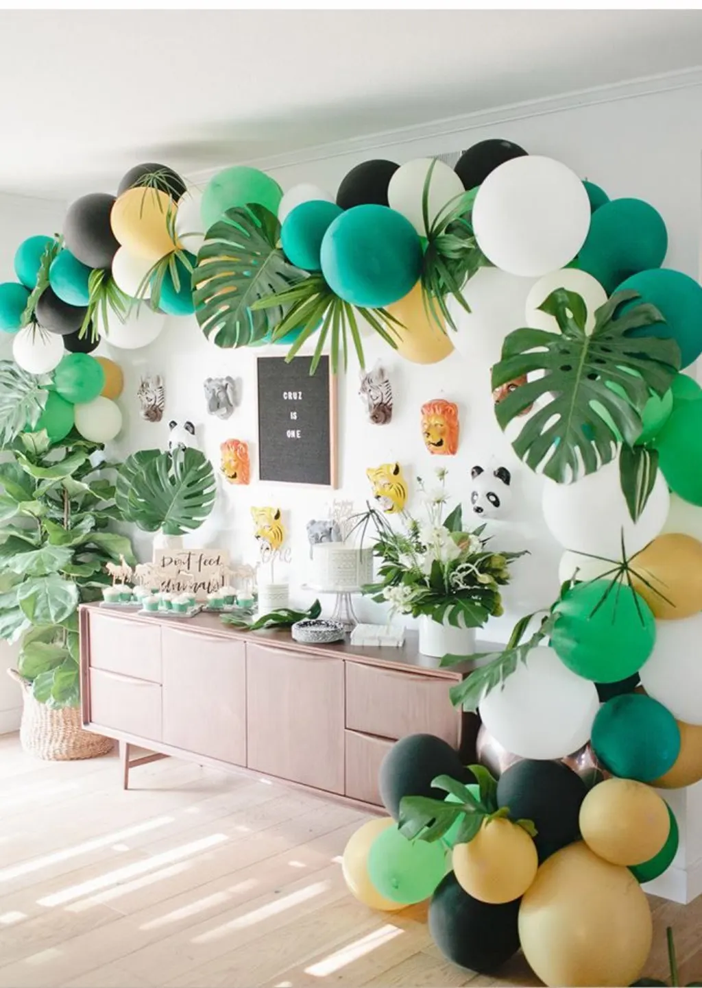 Sur Pinterest arche de ballon anniversaire animaux de la jungle
