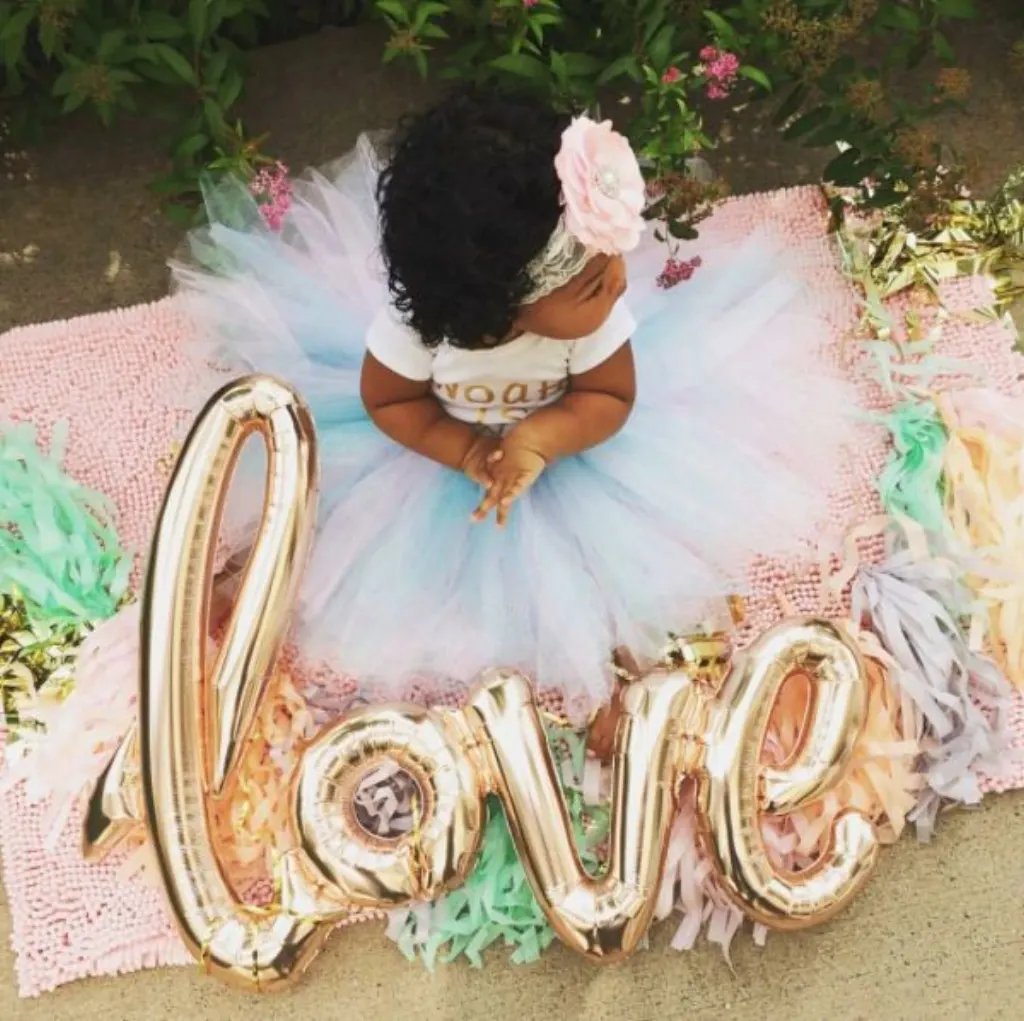 Sur Pinterest Rose Gold Script Love Balloon