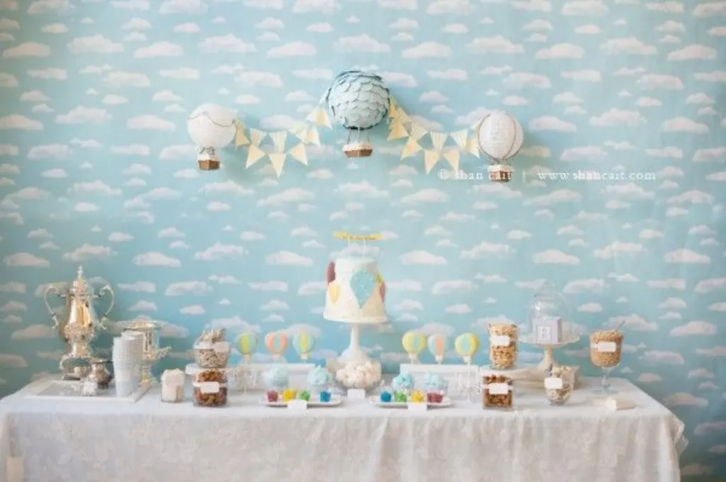 Sur Pinterest Thème de mariage ou d’anniversaire : la montgolfière, le voyage en