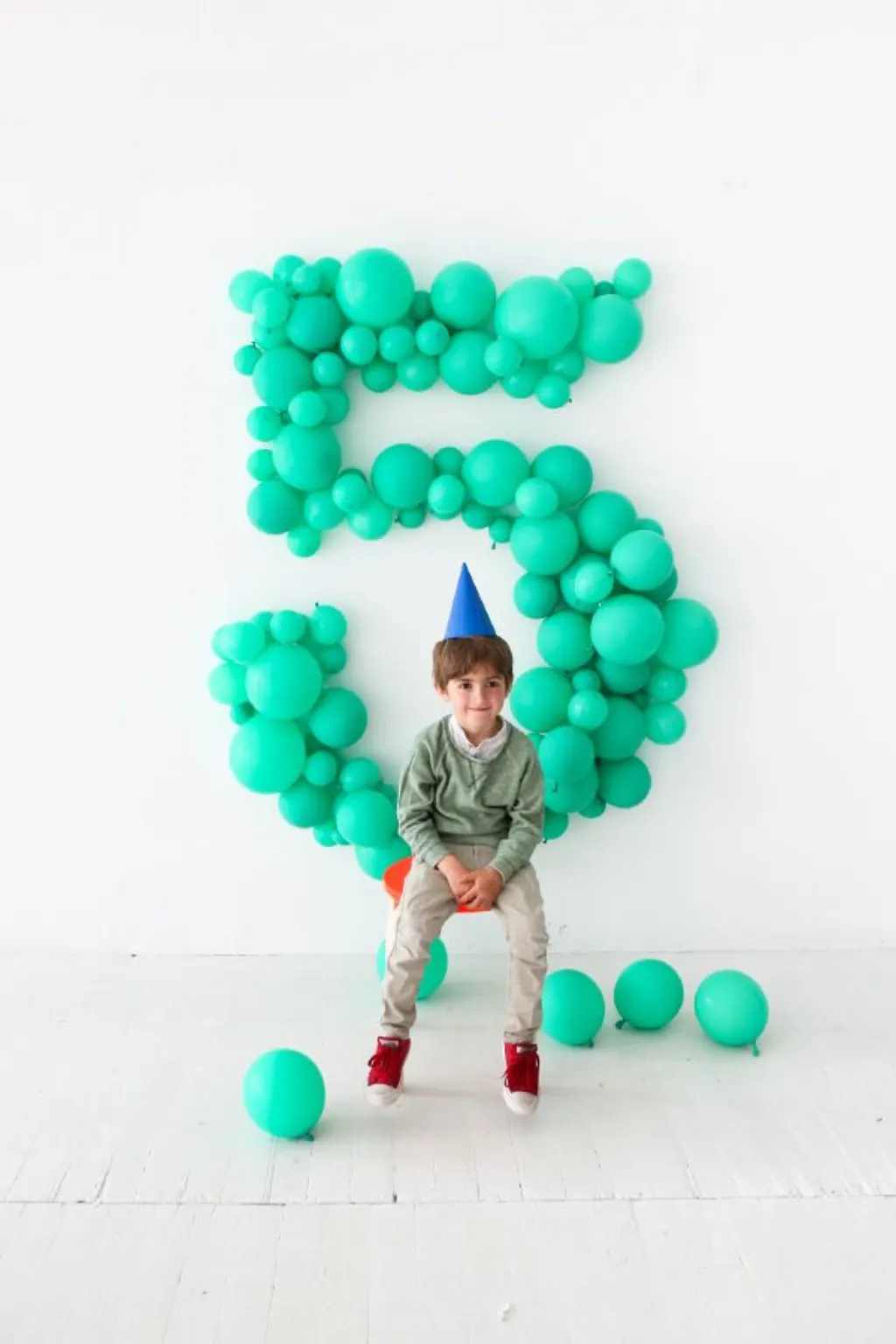 Sur Pinterest Giant Balloon Number DIY | Oh Happy Day!