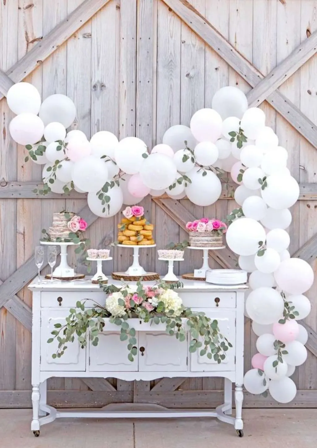 Sur Pinterest Décoration ballon anniversaire fille pour organiser une fête géniale