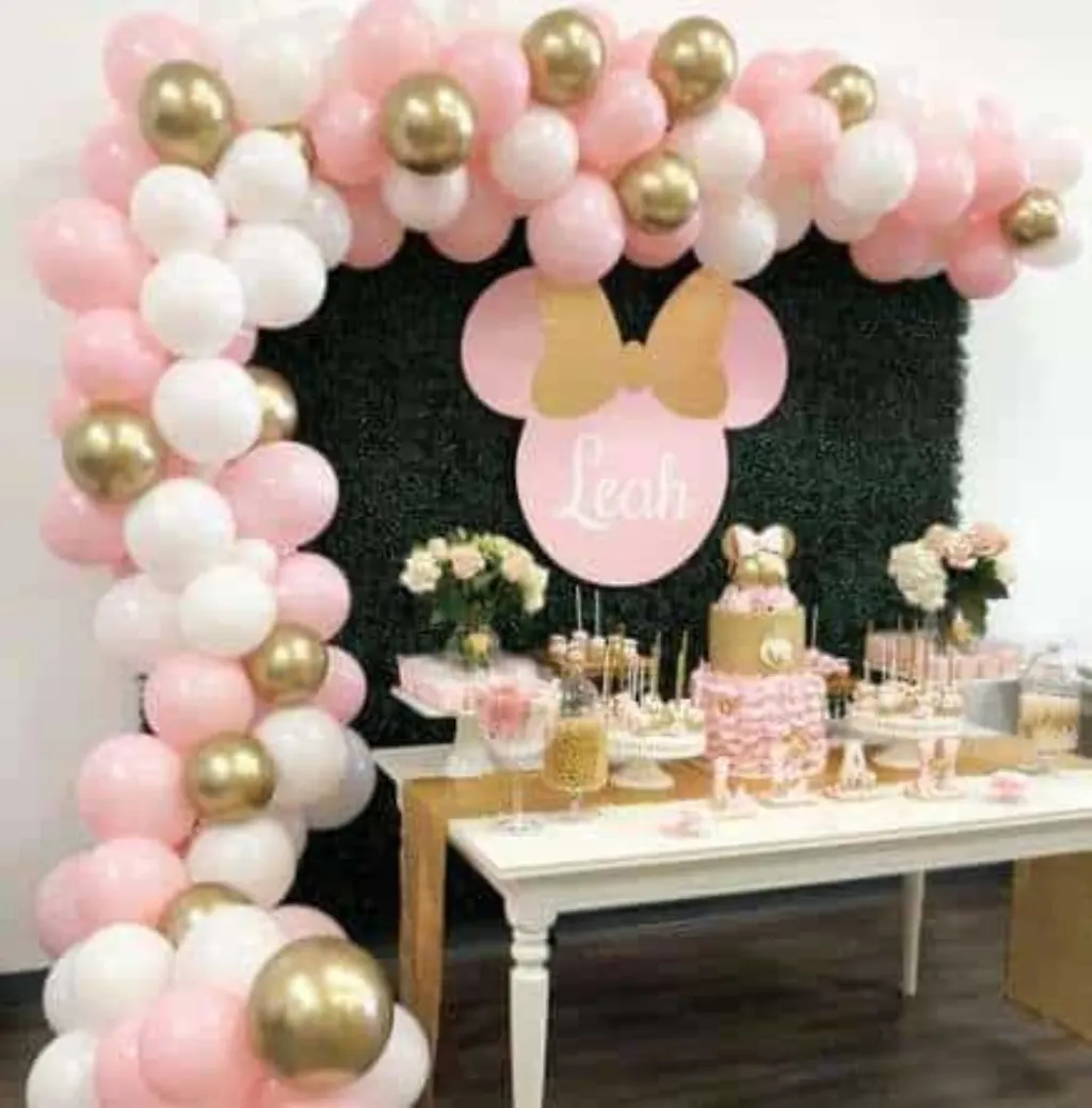 Sur Pinterest 17+ Ideas baby shower cake table backdrop minnie mouse