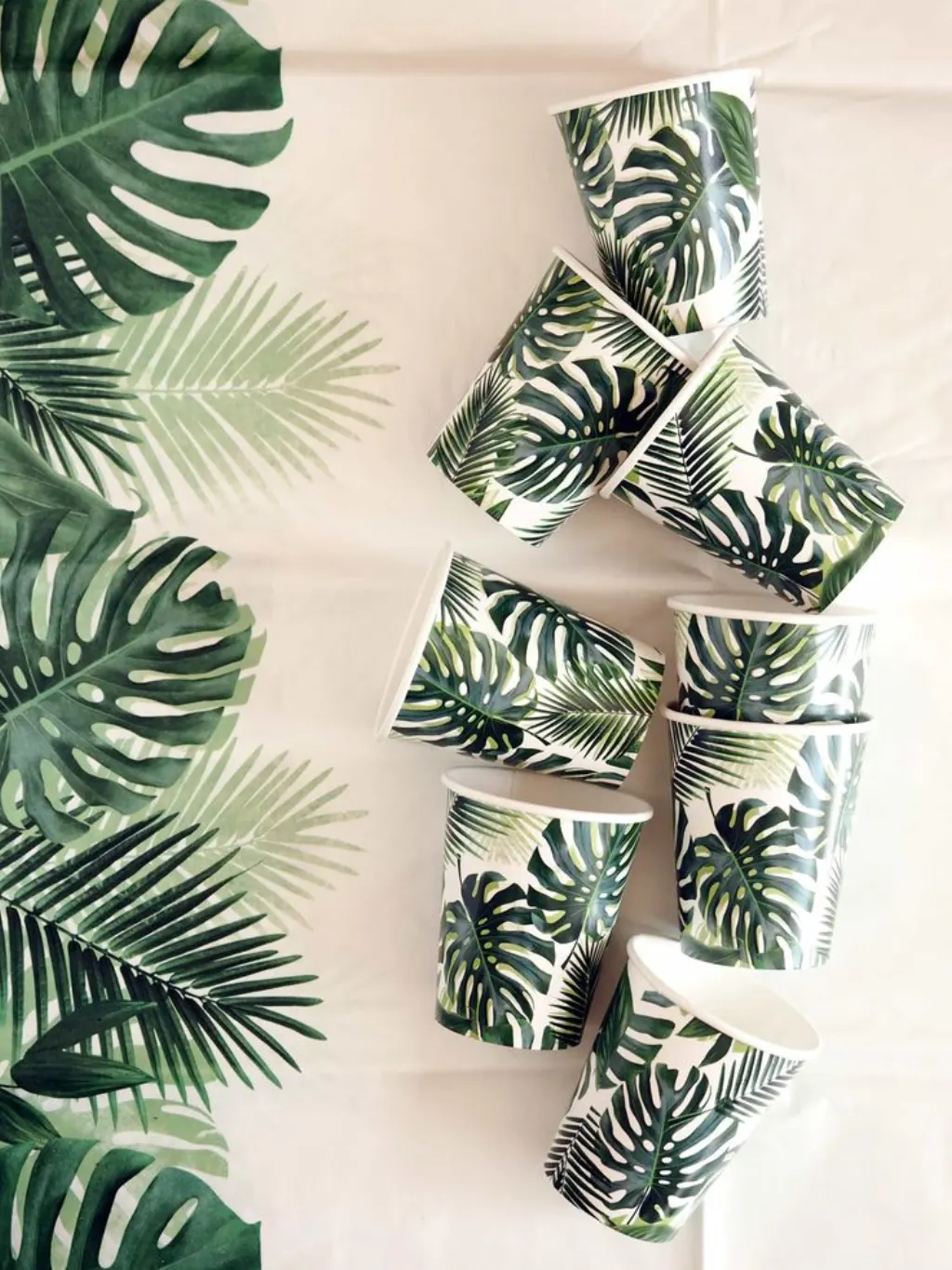 Sur Pinterest 8 gobelets feuilles tropicales