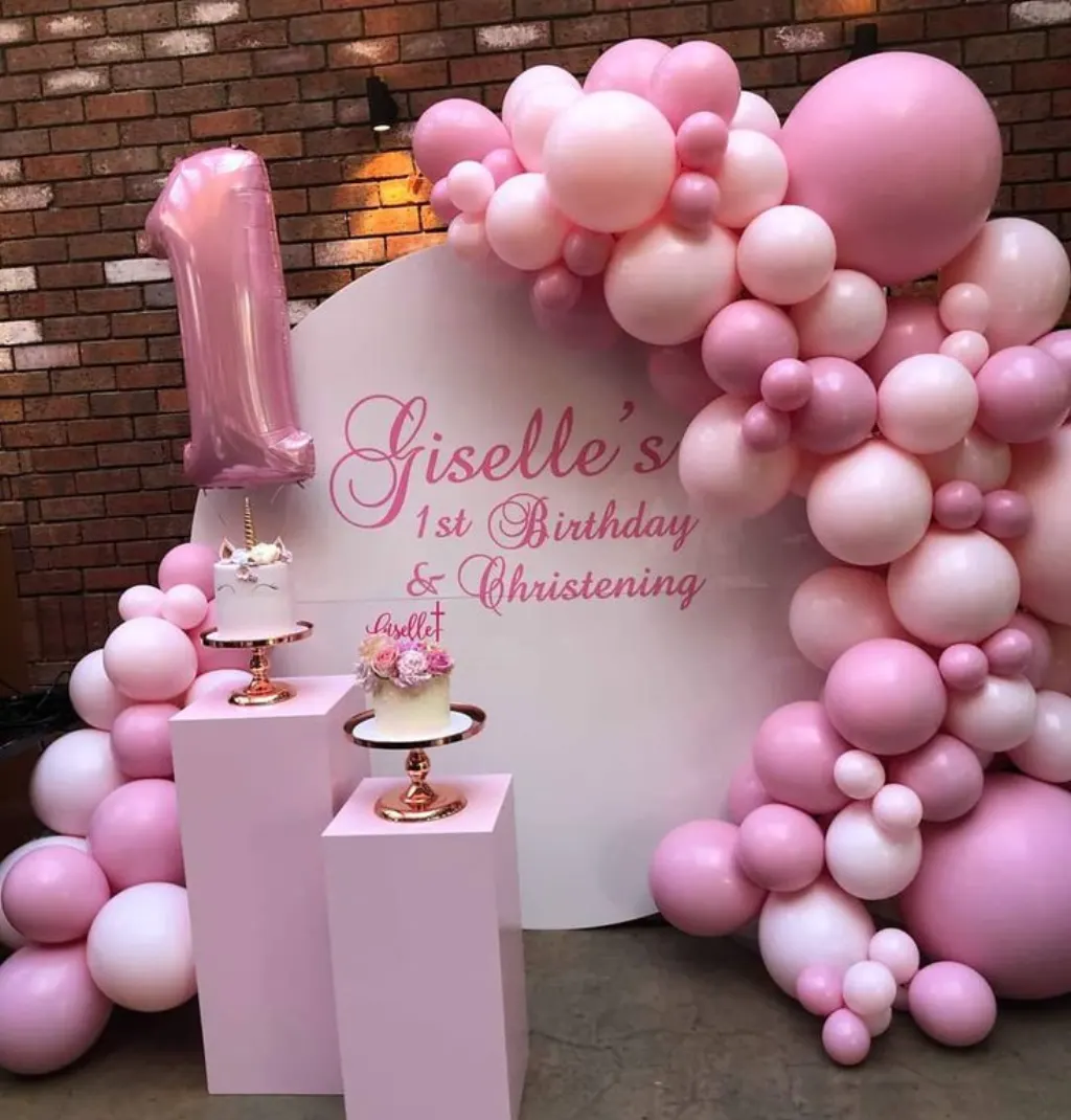 Sur Pinterest All shades of pink!!! Very cute set up with Racha Sleiman