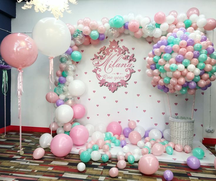 Sur Pinterest Décoration | Ballons | Montgolfière de ballons et ballons de couleurs | Accro-Jeux